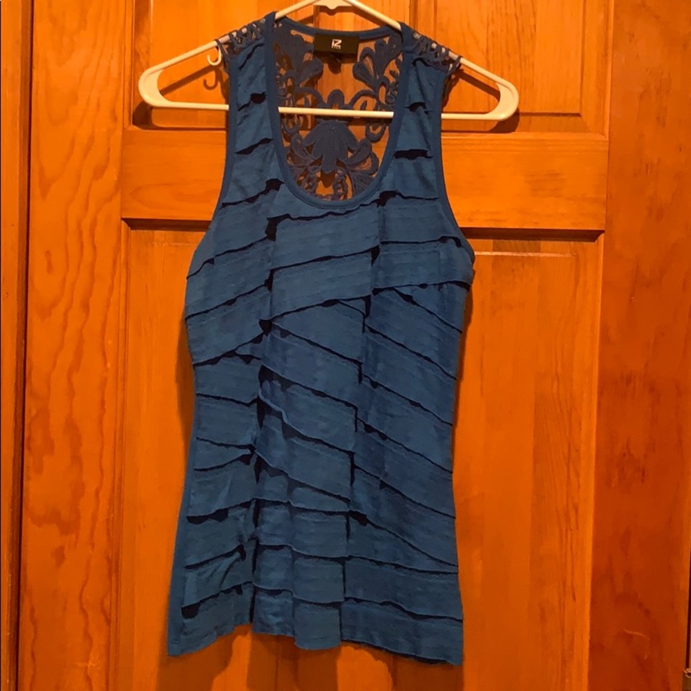 Juniors tank top sz L
